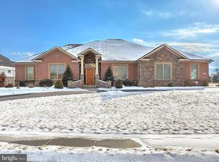 2747 Farnham Ln, York, PA 17408