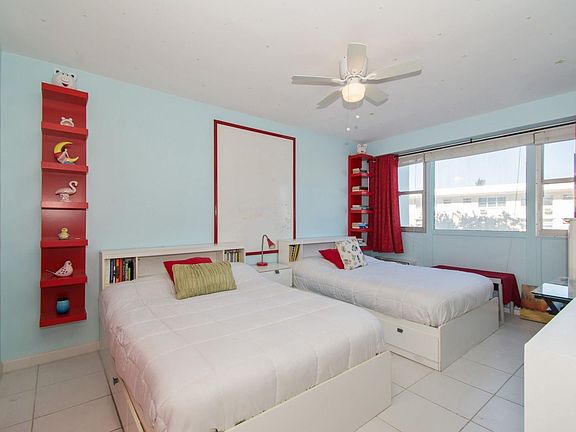 4th image of 1900 S Ocean Dr APT 201