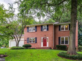5239 Harrowby Ct, Fairfax, VA 22032