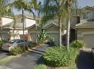 2185 Hacienda Ter, Fort Lauderdale, FL 33327