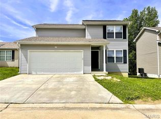 15 Saddleback Ridge Dr, Winfield, MO 63389