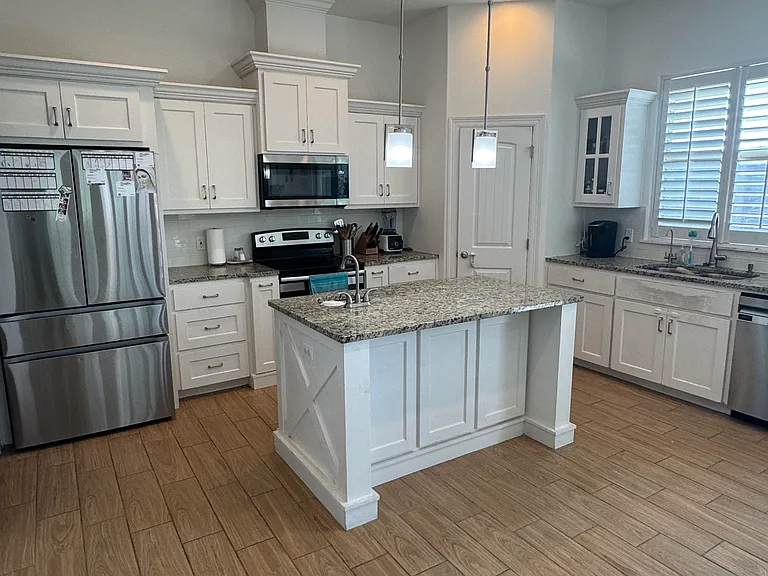 5800 Oriole Ave — Photo 5