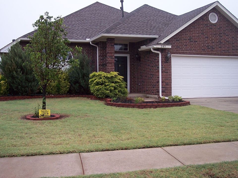1st image of 205 SW 132nd St