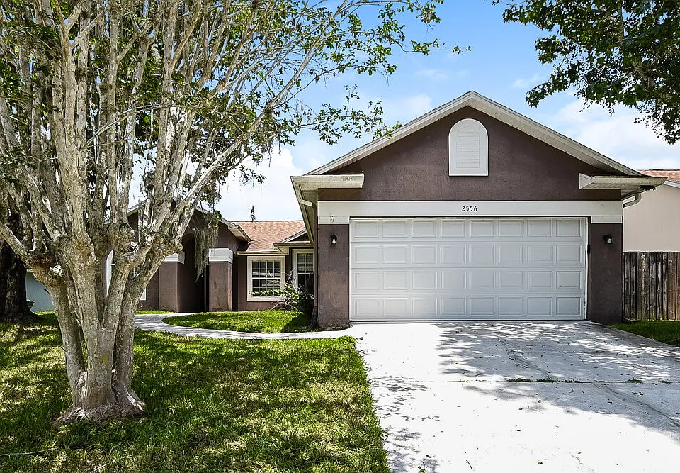 2556 Coachbridge Ct