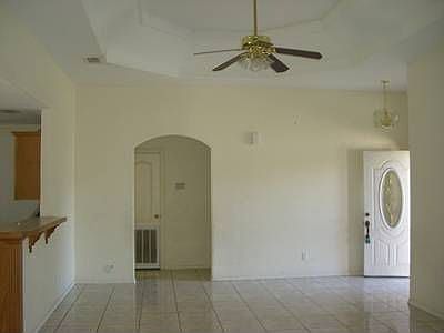 5th image of 419 N Bernal Dr