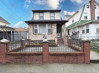 8638 162nd St, Jamaica, NY