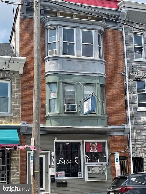 2nd image of 342 N 9th St
