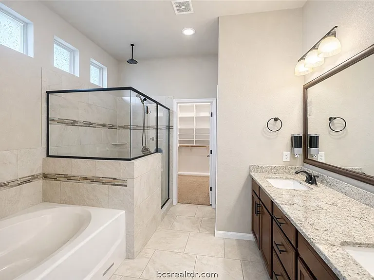 2607 Hailes Ct — Photo 9