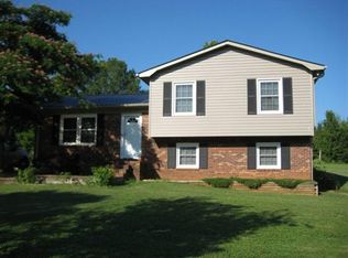 813 Riverview Blvd, Lexington, NC 27292