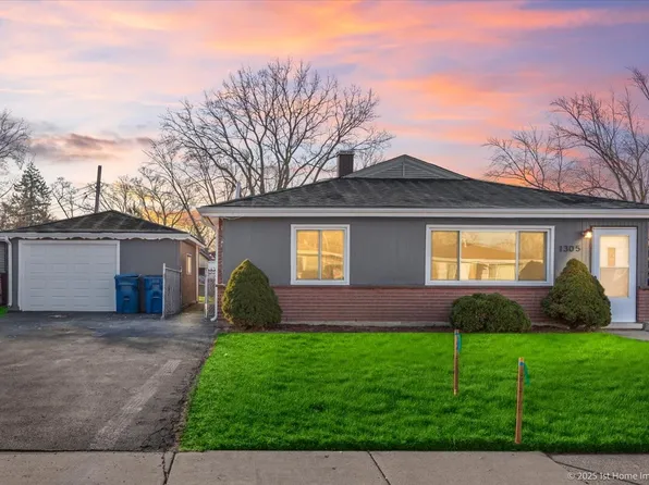 1305 Woodview Ave, Calumet City, IL 60409