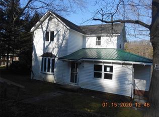1607 Cooper Ave, Grassflat, PA 16839