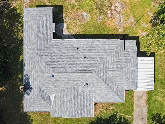 3rd image of 1540 Camden Ave