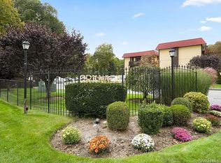 18 Granada Crescent #2, White Plains, NY 10603