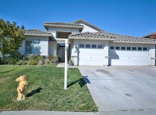 1003 Elk Hills Dr, Galt, CA 95632