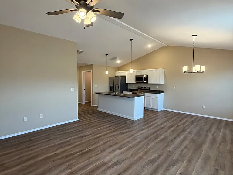 152 Ruby Ln — Photo 12