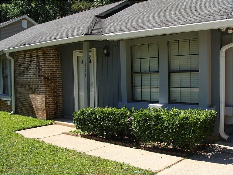 2331 Newgate Dr — Photo 6