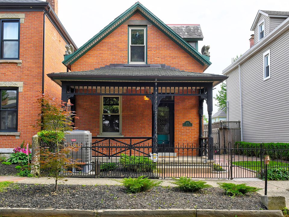 1st image of 471 E Beck St