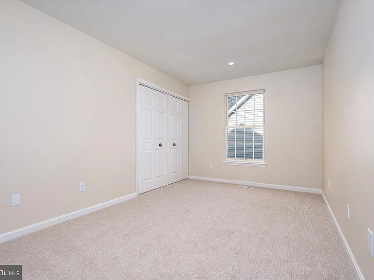 2942 Southaven Dr — Photo 25