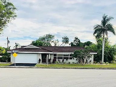 1st image of 8361 Cypress Lake Dr