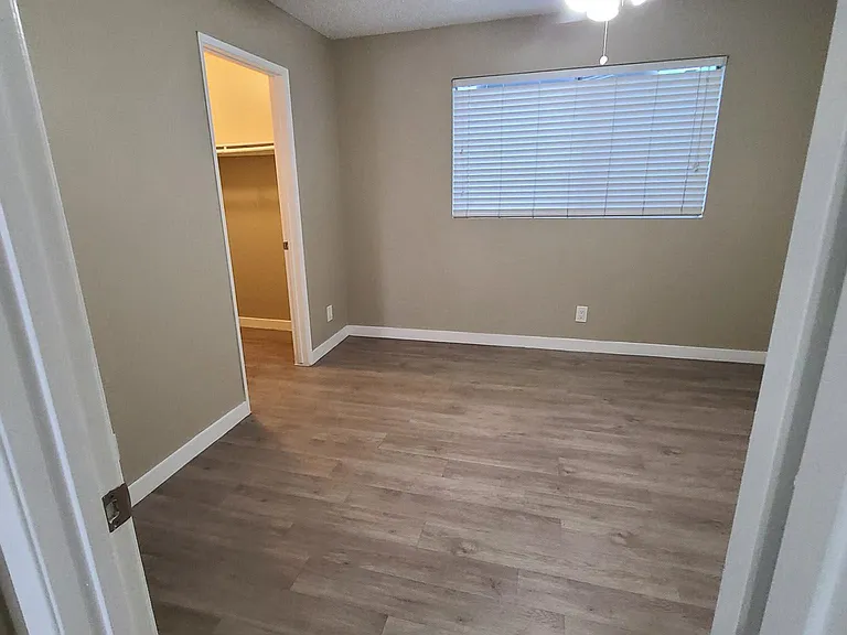 6900 Knowlton Pl. — Photo 15