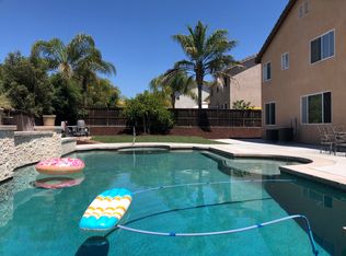 35423 Azalea Cir, Winchester, CA 92596