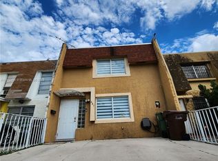 641 W 80th St, Hialeah, FL 33014