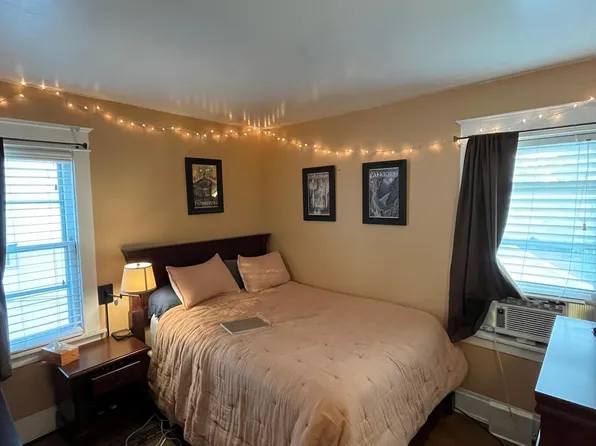 222 Lovering Ave Floor 2, Buffalo, NY 14216
