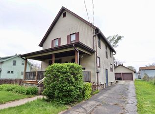 1046 8th St, Beloit, WI 53511