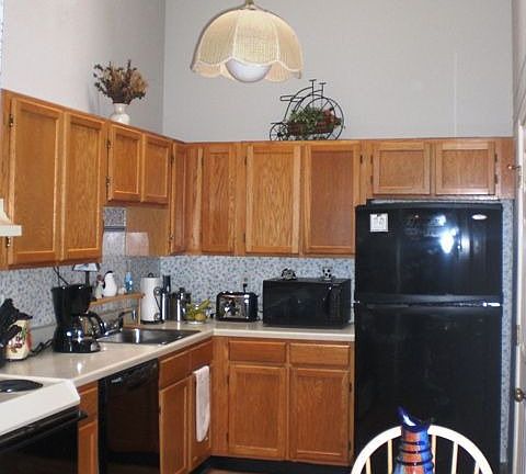 Kitchen with skylight. Washer/Dryer hookup