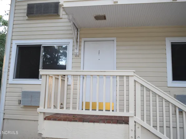 15 McLean Rd #1, Pinehurst, NC 28374