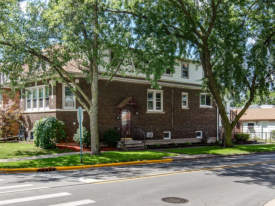 1st image of 2746 N 76th Ct