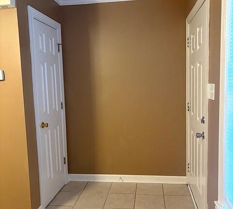 2nd image of 907 Springwood Dr