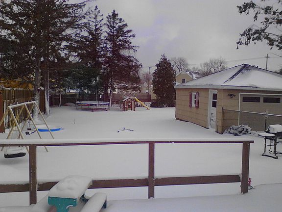 3rd image of 365 Kohler St