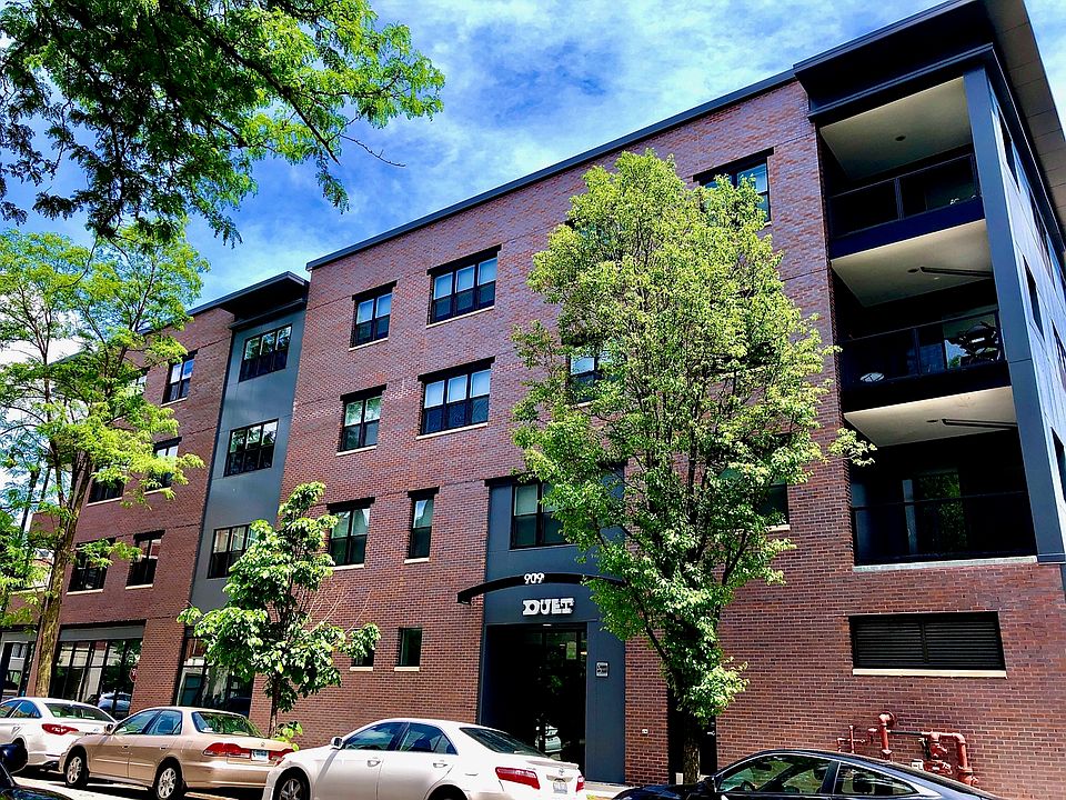 1st image of 904 W Montana St #201
