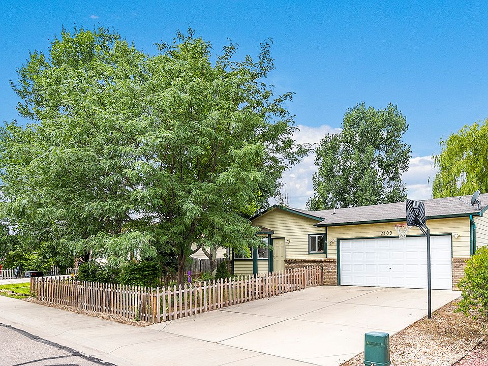 1st image of 2109 Almond Ave