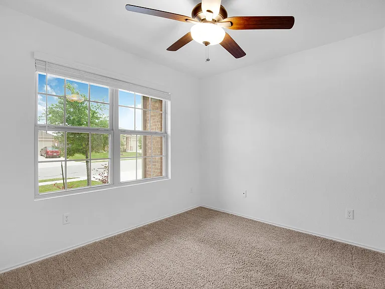 21409 Resource Rd — Photo 17