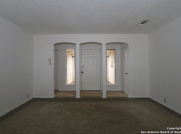 5th image of 6039 Patrick Henry St