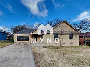 1729 E Red Bird Ln, Dallas, TX 75241
