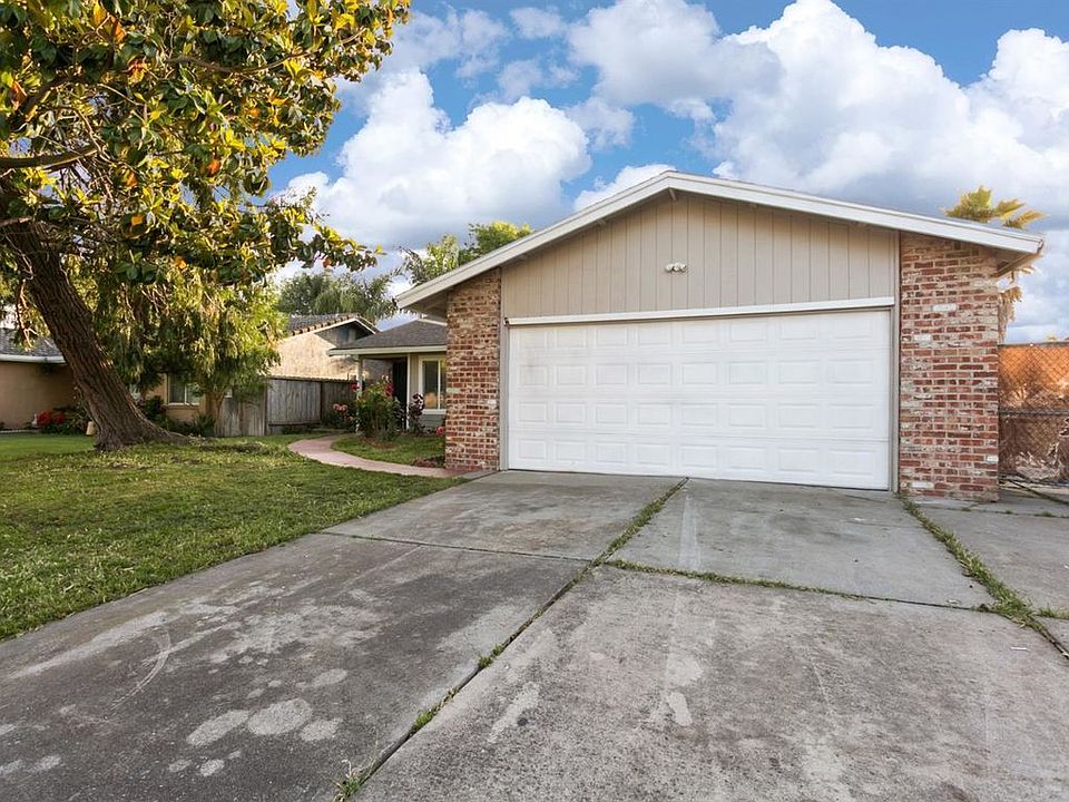 1st image of 8109 Burgundy Dr