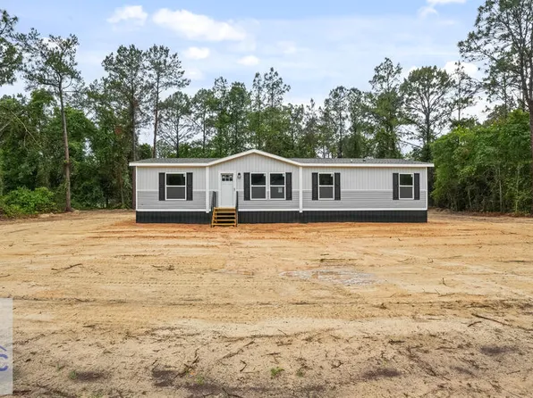 253 Compass Rd, Jesup, GA 31545