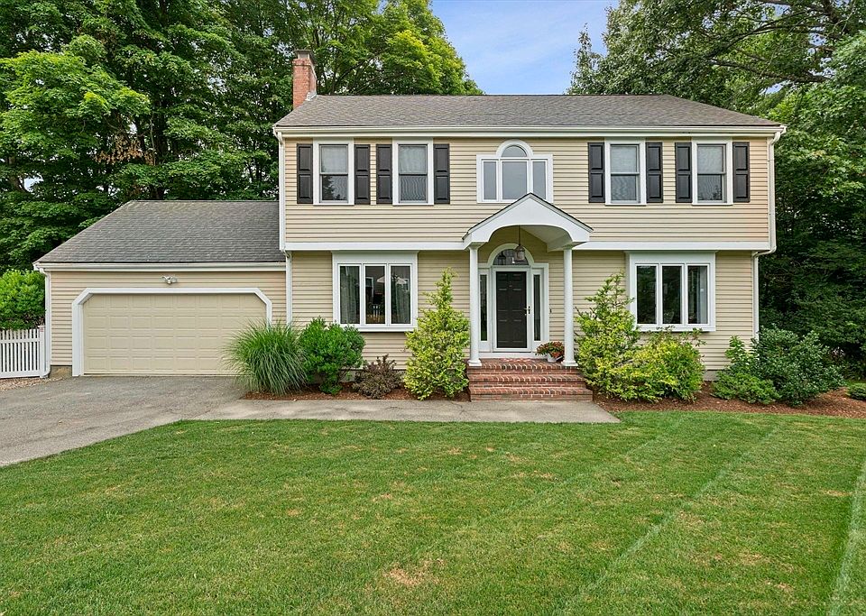 1st image of 18 Mulberry Ln