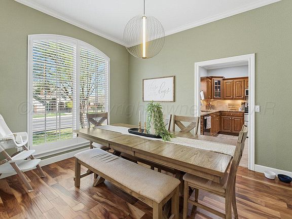 5th image of 2705 Sweetgum Ln