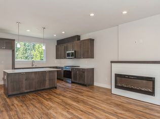 3-18110 Edmonds Way, Edmonds, WA 98020