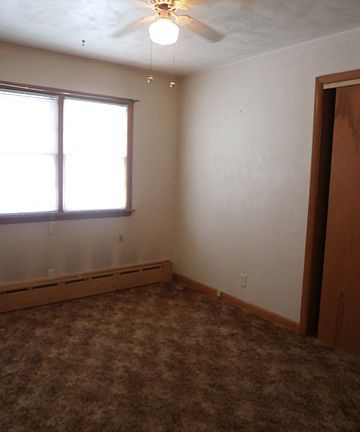 5th image of 106 Channahon St