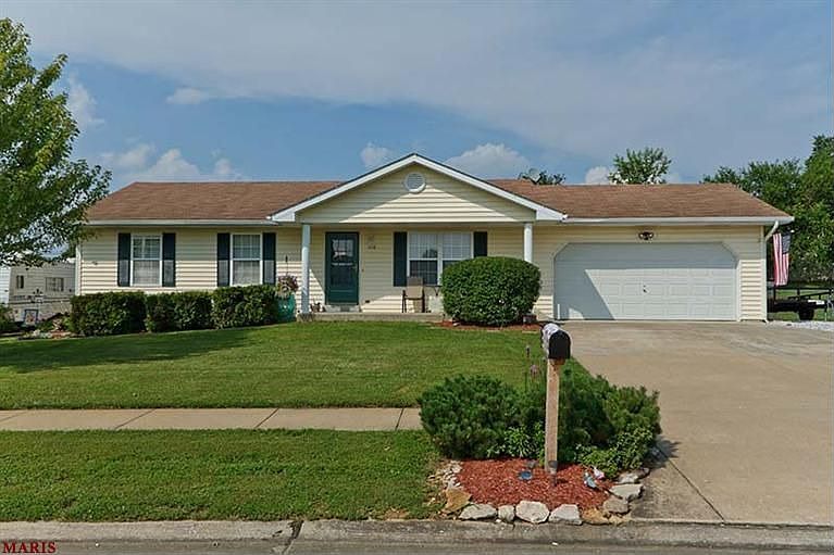 1st image of 1418 Bishop Dr