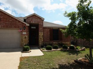 1266 Wysteria Ln, Burleson, TX 76028