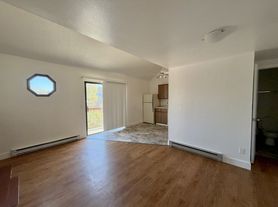 4501 Boardwalk Dr