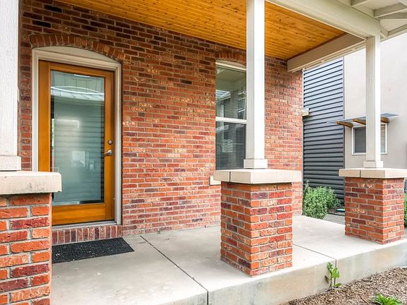4th image of 1802 Canyon Blvd #1