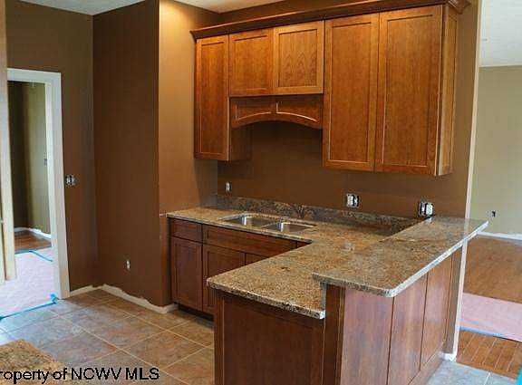 5th image of 413 N Harwich Cir