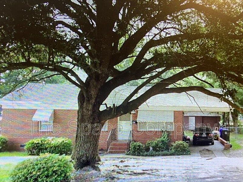 1st image of 1144 Crull Dr